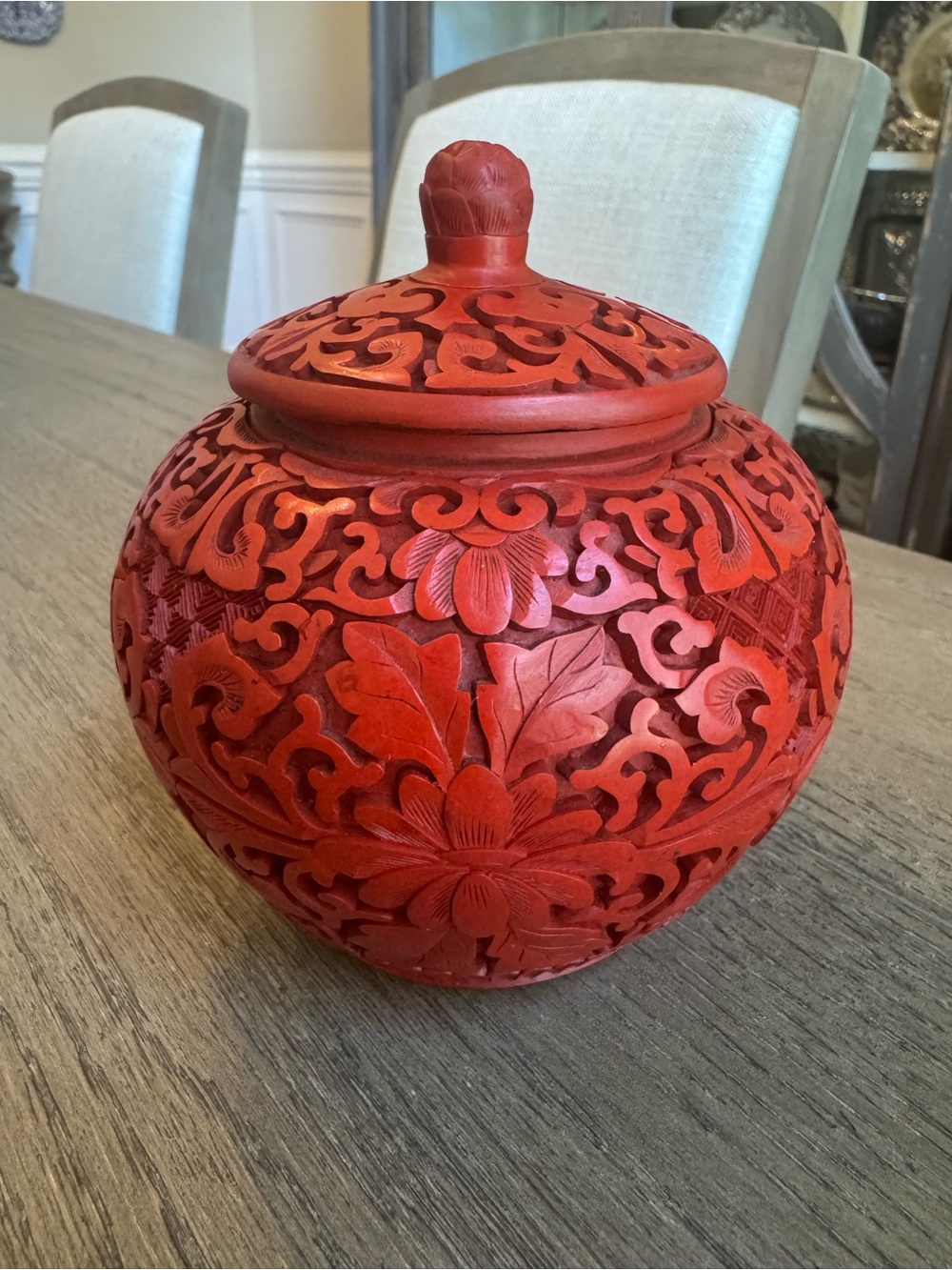 Vintage Chinese Cinnabar Hand Carved Red Lacquer Ginger Jar Black Enamel Inside